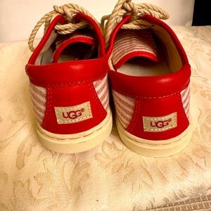 UGG women’s  Red and Cream Striped canvas Sneakers.  NWOT.  Preppy classic